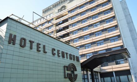 Ministerstvo vnitra zpochybnilo prodej hotelu Centrum