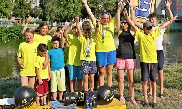 Oddíl rychlostní kanoistiky TJ Slezan Frýdek-Místek zase závodí