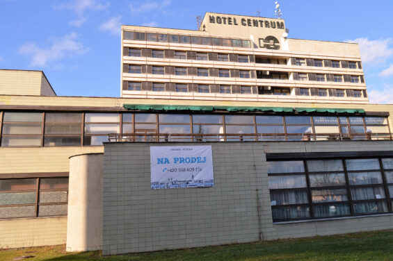 Hotel Centrum hrozí netransparentním kamarádšoftem náměstka Hořínka